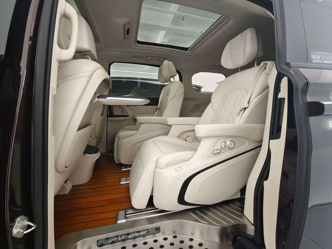 Buick GL8 2021 — Photo 14/20