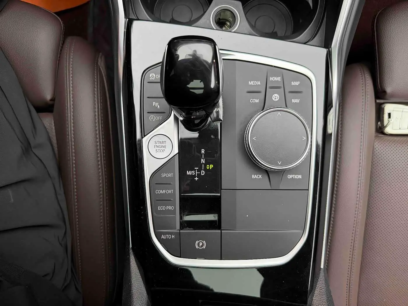 BMW 3 Series 2022 — Photo 15/16