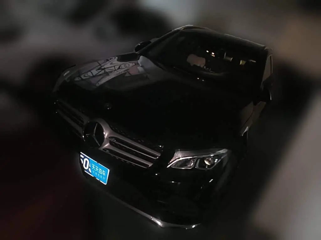 Mercedes-Benz GLC 2018 — Фото 1/13