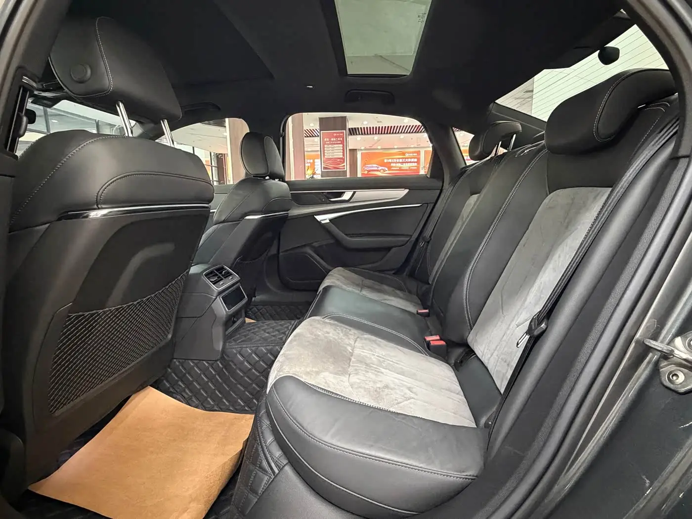Audi A6L 2022 — Photo 12/15