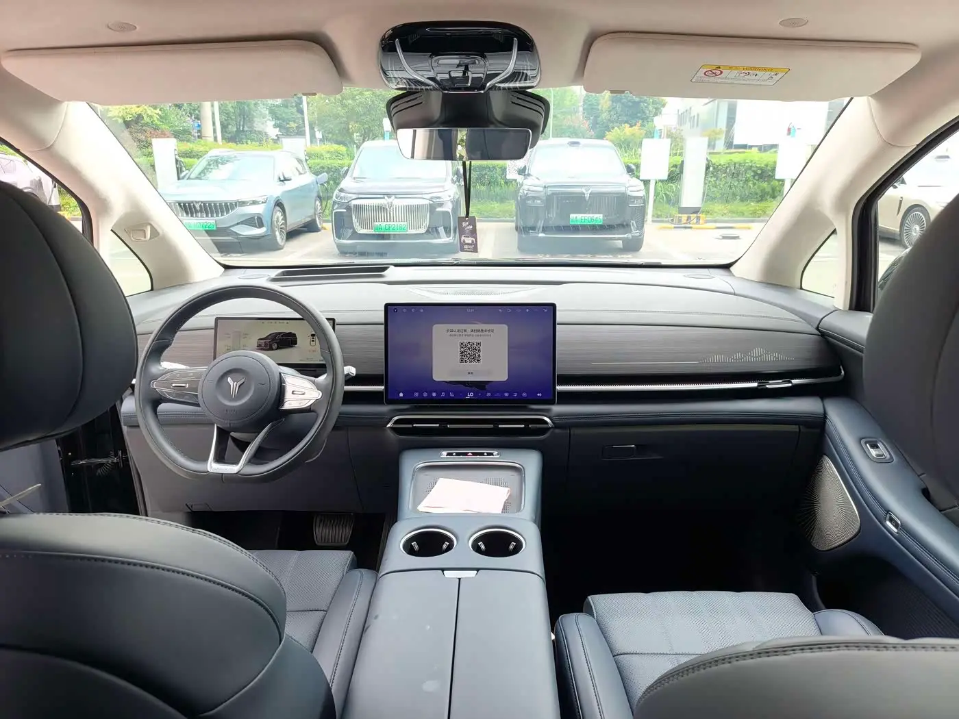 Voyah Auto Voyah Dreamer 2025 — Photo 8/11