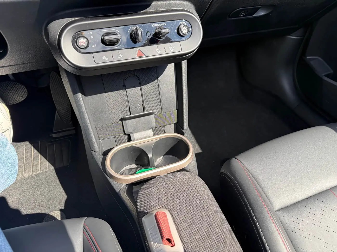 MINI MINI 2025 — Şəkil 14/16