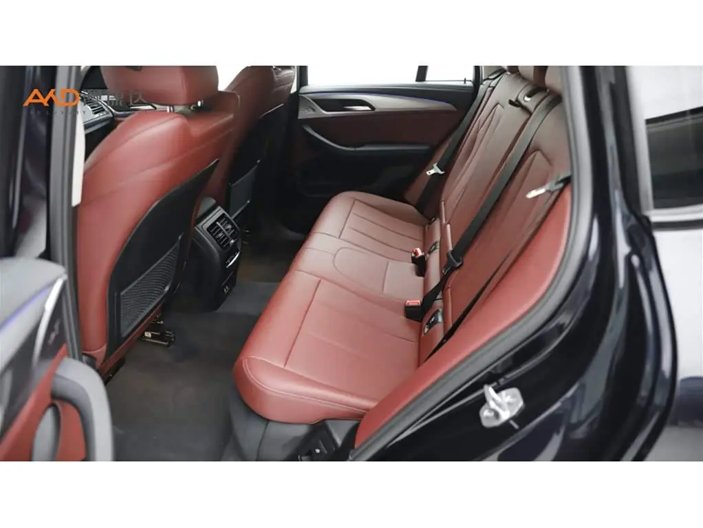 BMW X4 2023 — Photo 7/10