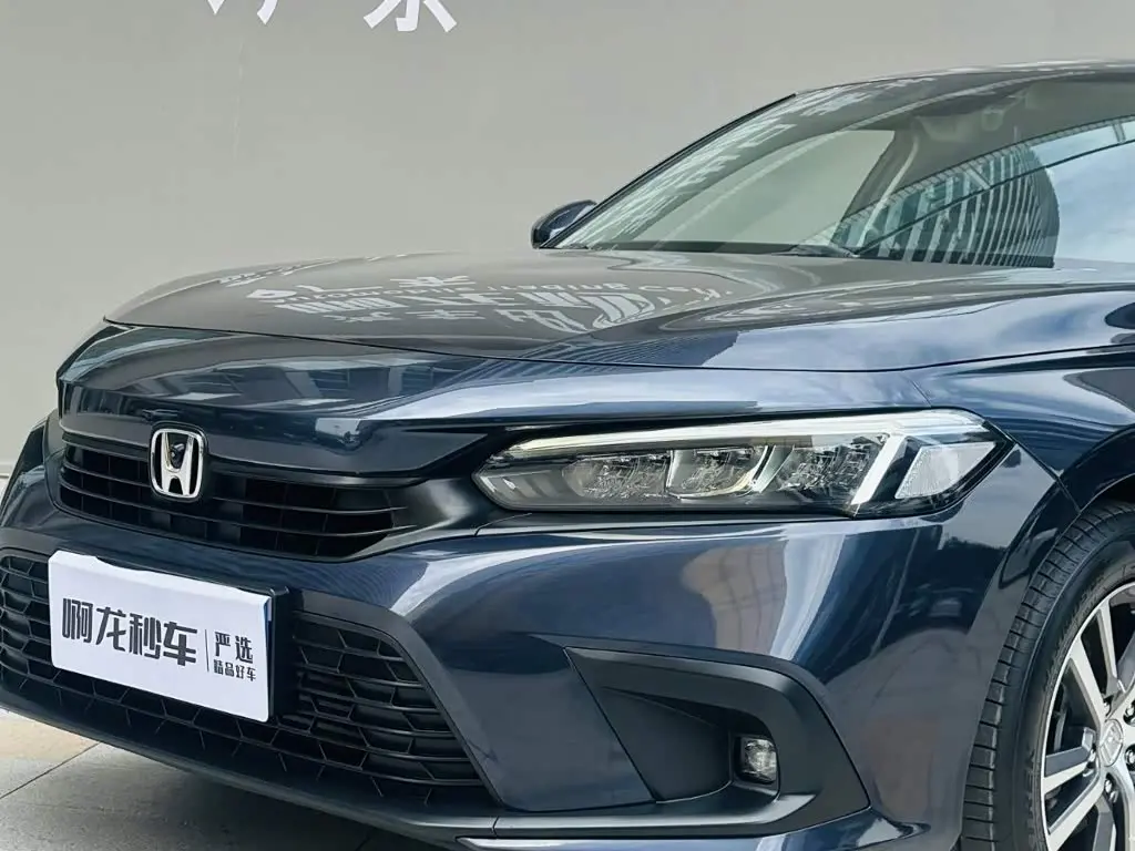 Honda Civic 2024 — Фото 17/20