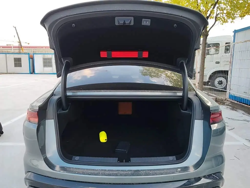BYD Han L 2026 — Photo 15/20