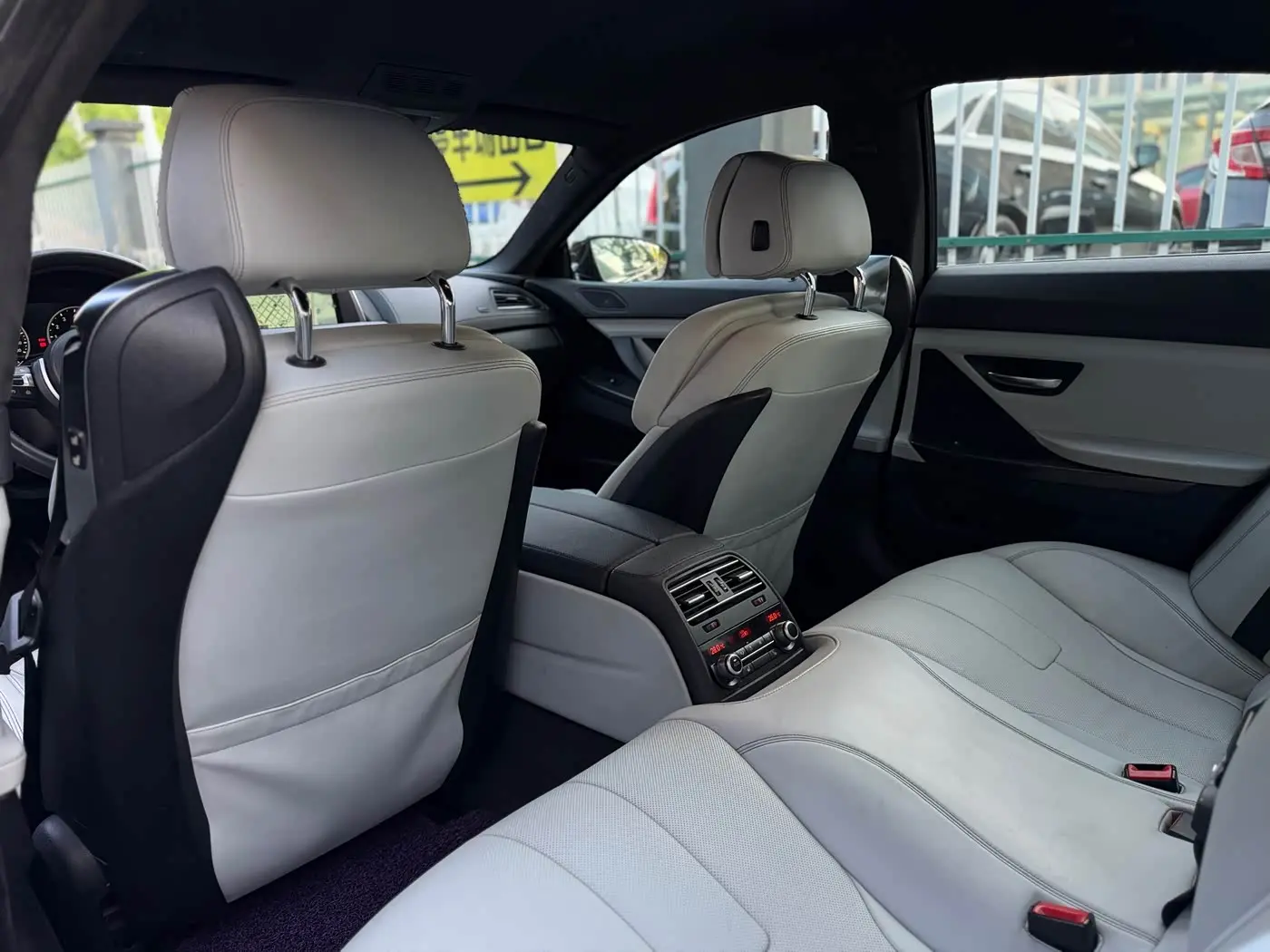 BMW M6 2015 — Photo 9/18