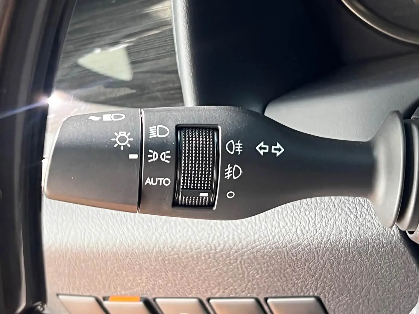 Lexus LM 2022 — Photo 20/20