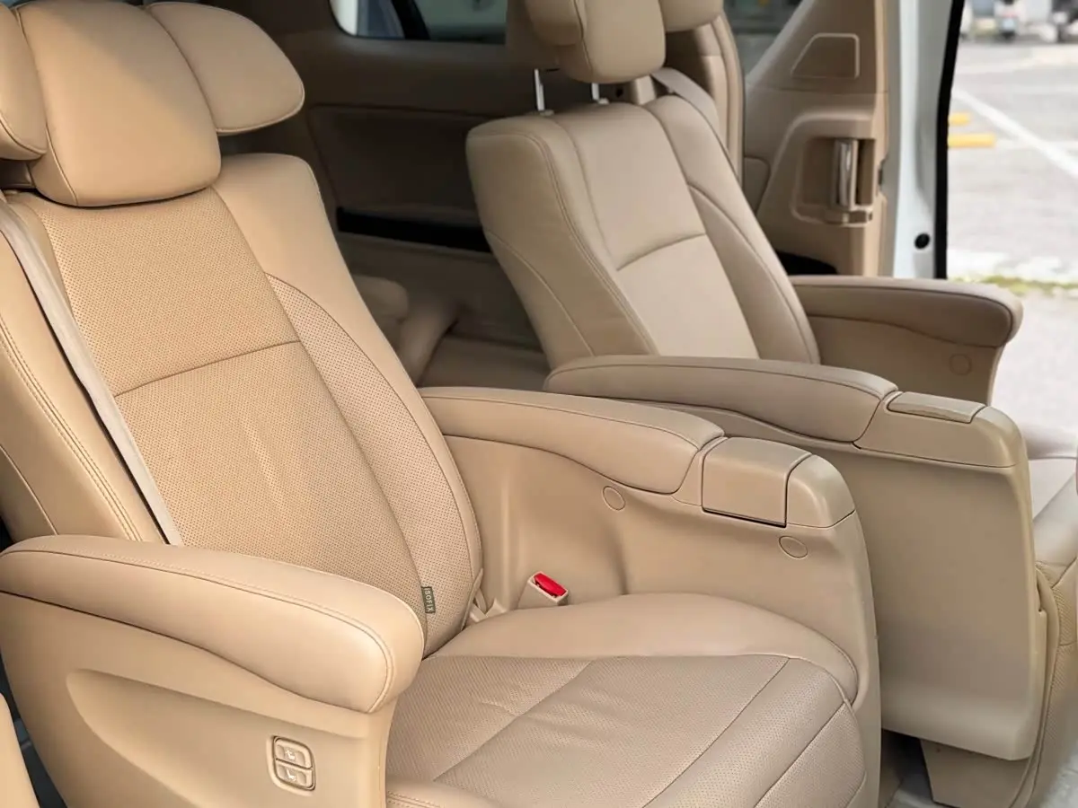 Toyota Alphard 2012 — Фото 12/20