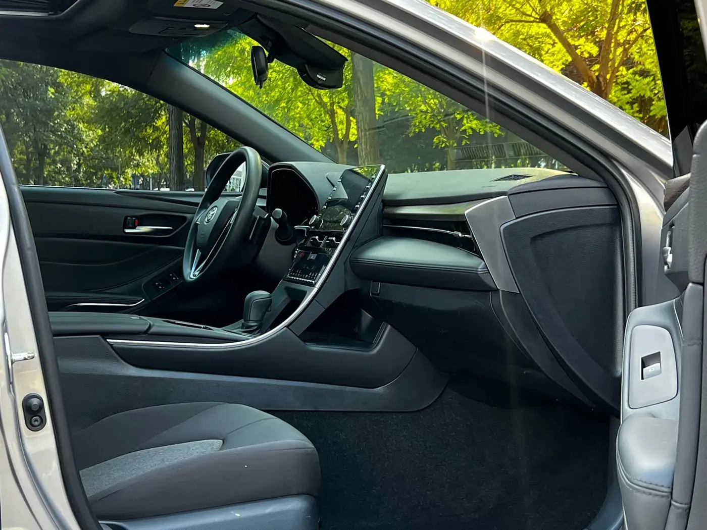 Toyota Avalon 2020 — Фото 14/20
