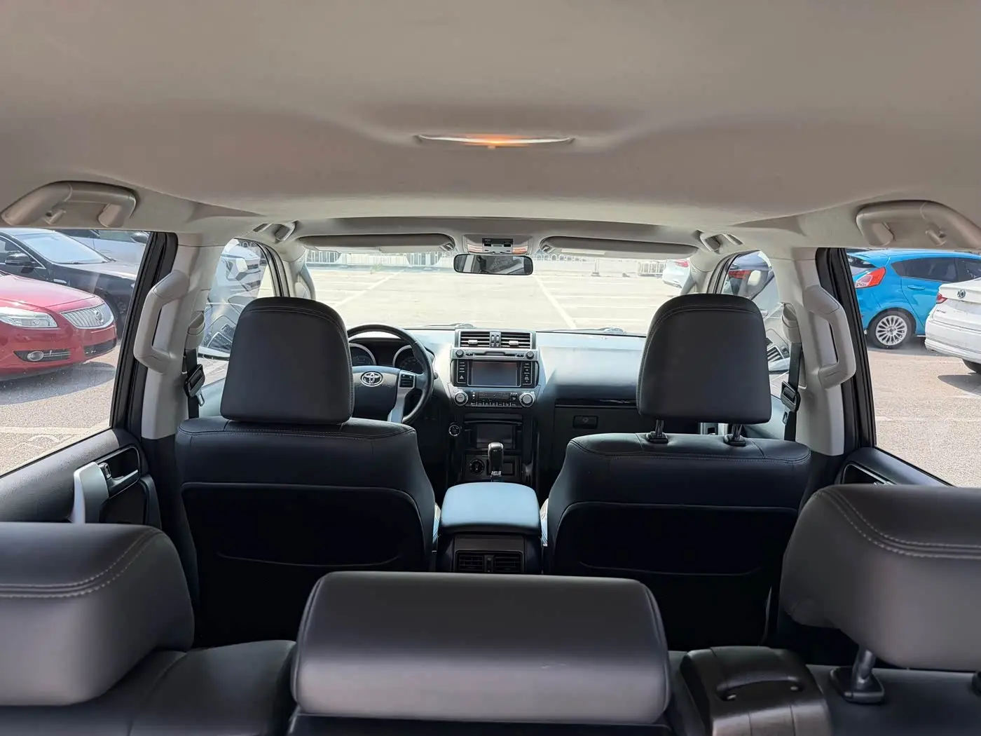 Toyota Prado 2016 — Photo 12/20