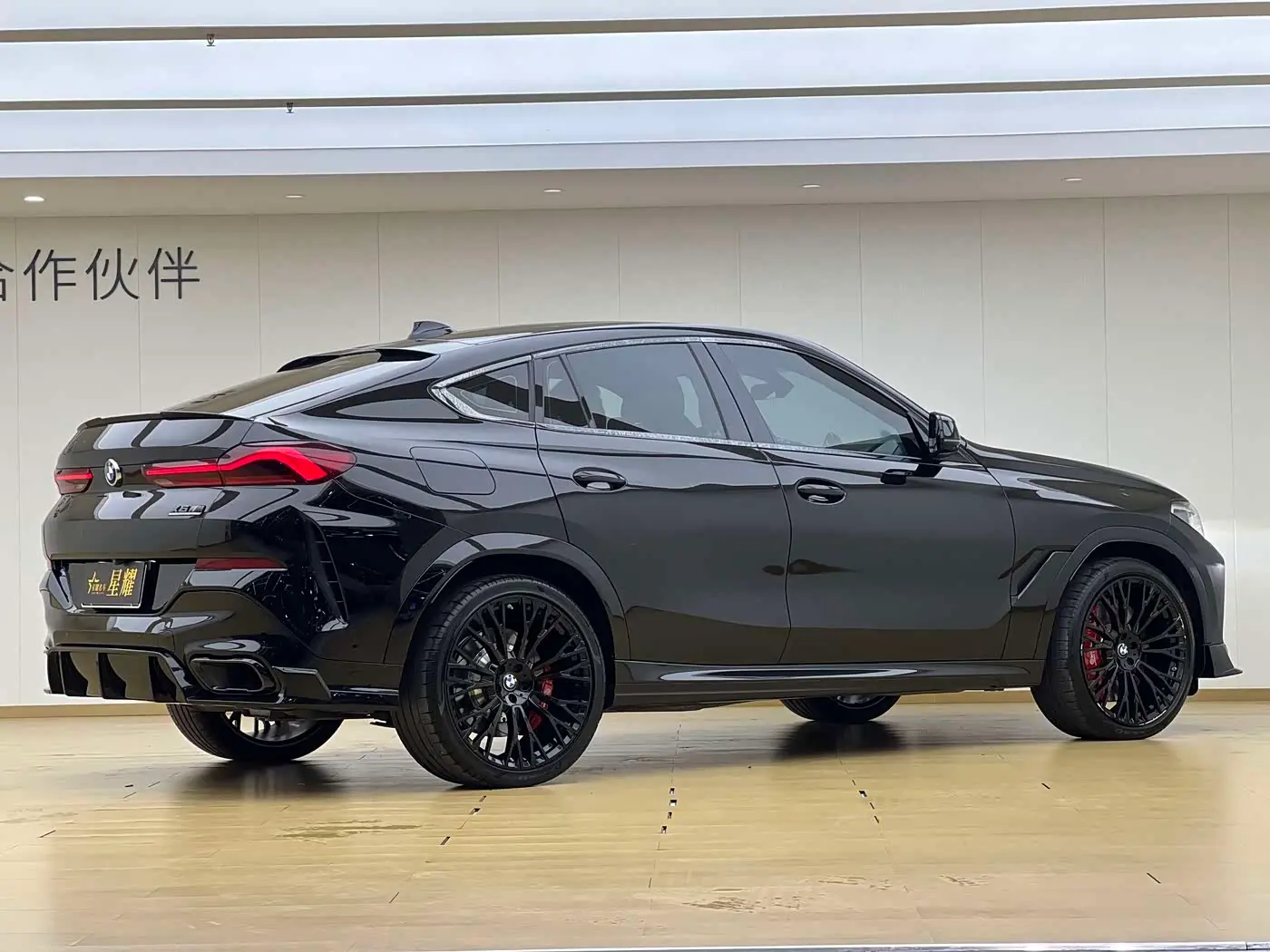 BMW X6 2022 — Фото 20/20