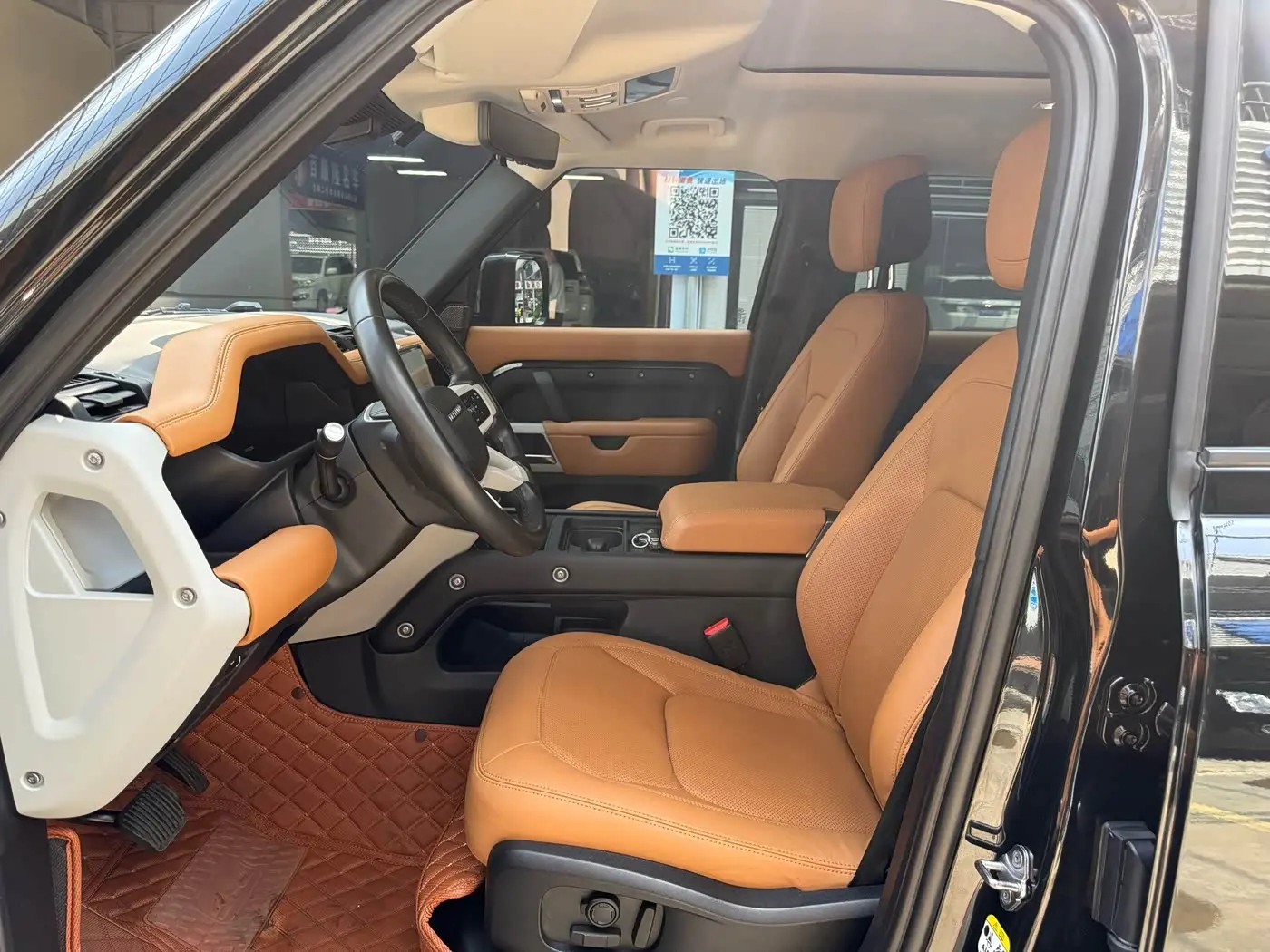 Land Rover Defender 2023 — Şəkil 6/14