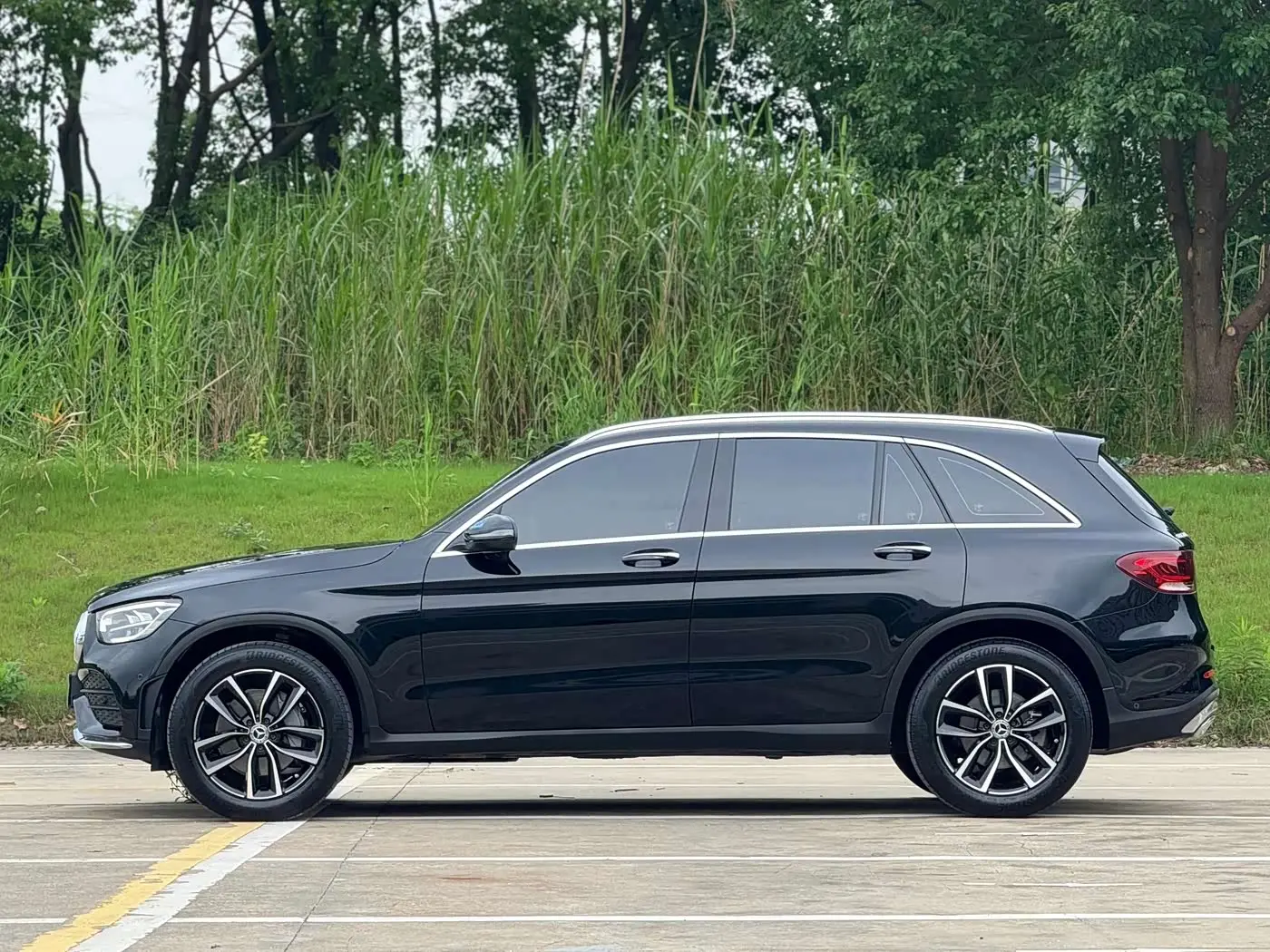 Mercedes-Benz GLC 2022 — Photo 8/9