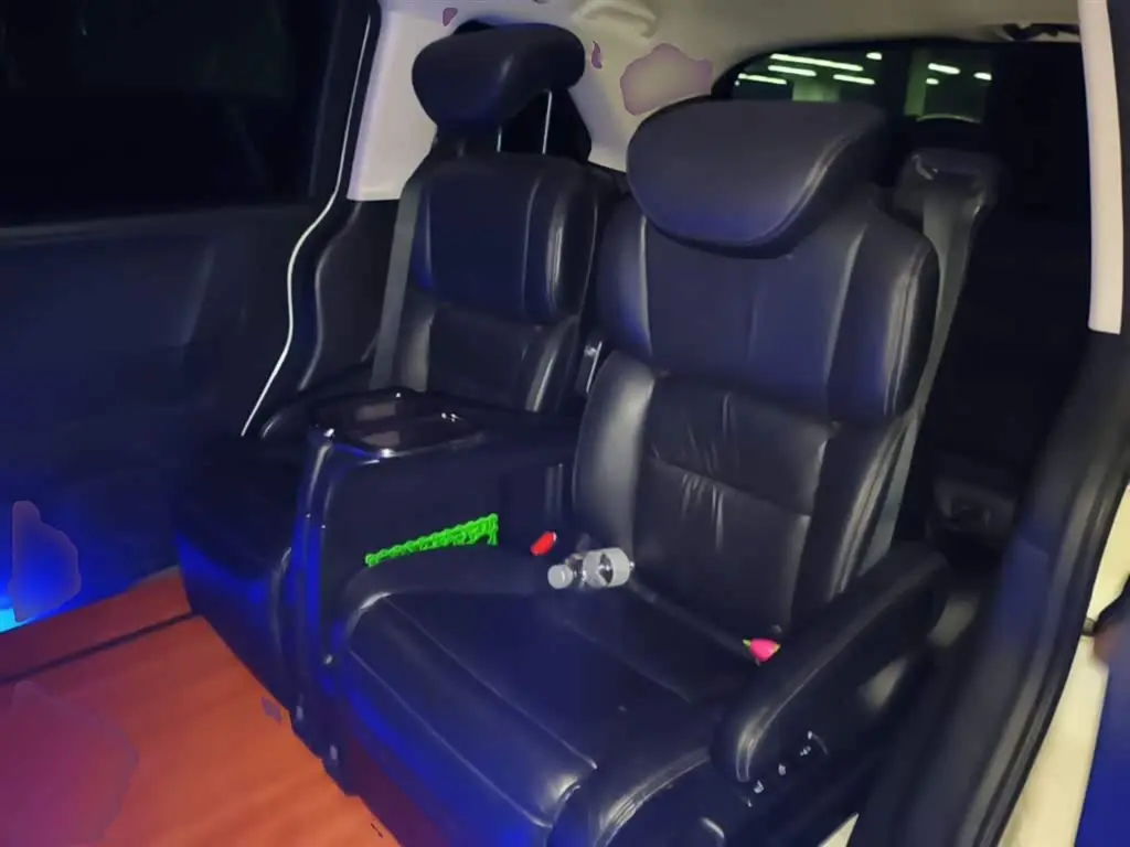 Honda Elysion 2019 — Şəkil 17/20
