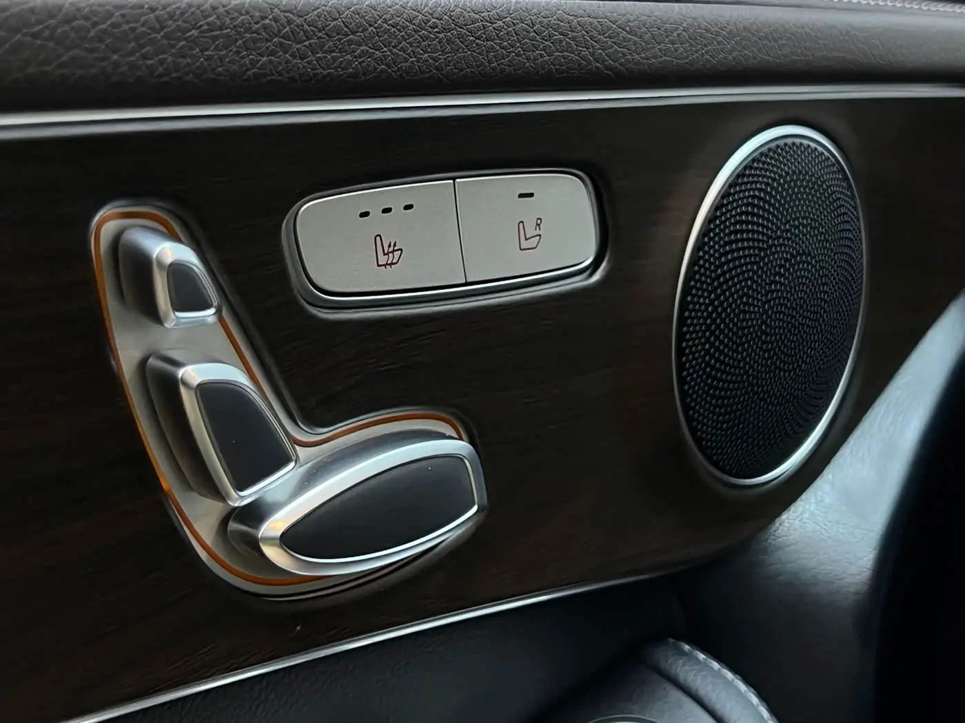 Mercedes-Benz GLC 2021 — Фото 13/20