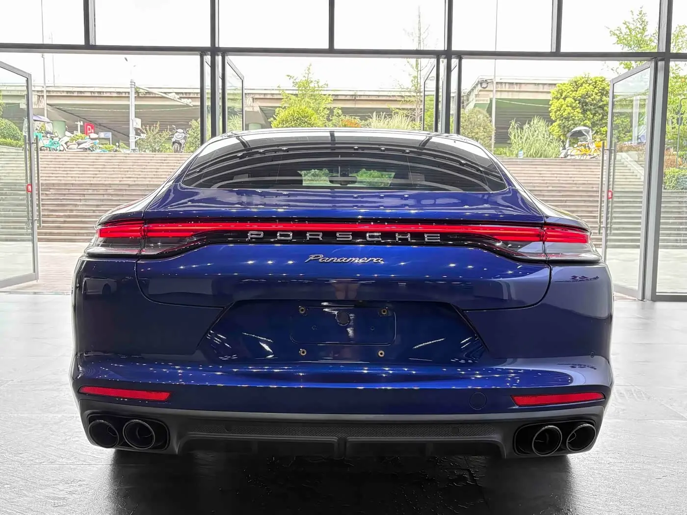 Porsche Panamera 2022 — Photo 6/20