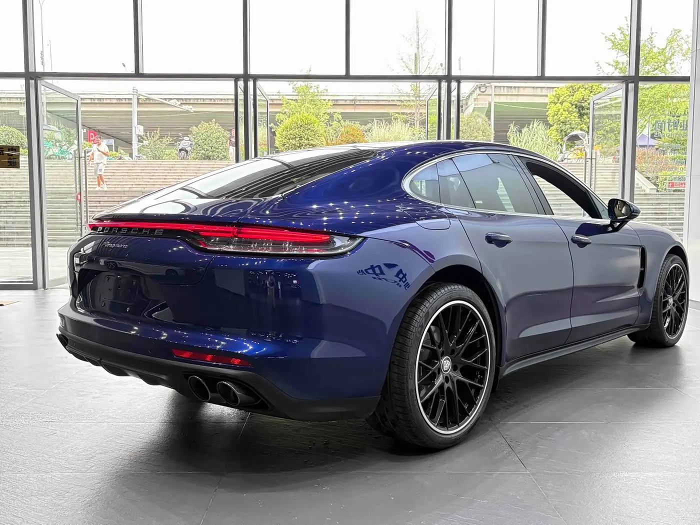 Porsche Panamera 2022 — Photo 7/20