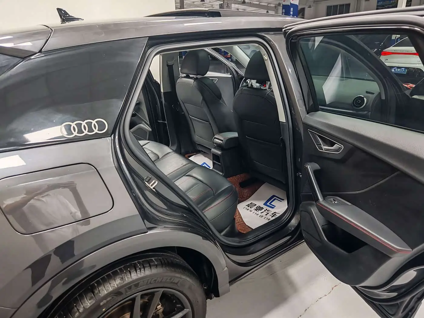 Audi Q2L 2023 — Photo 11/18