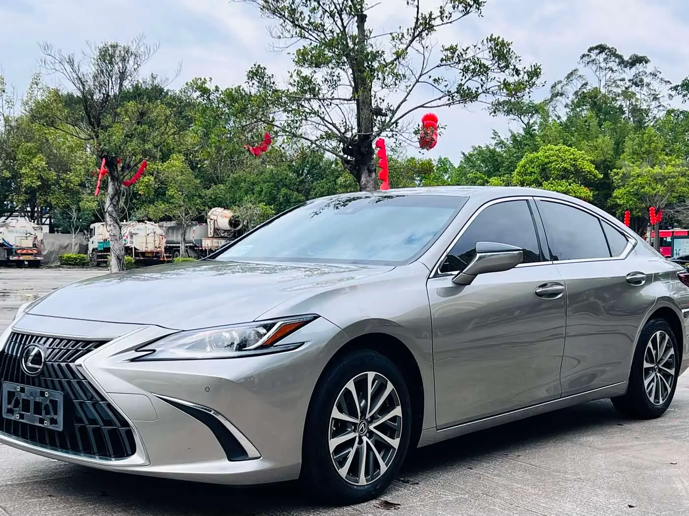 Lexus ES 2021 — Фото 3/12