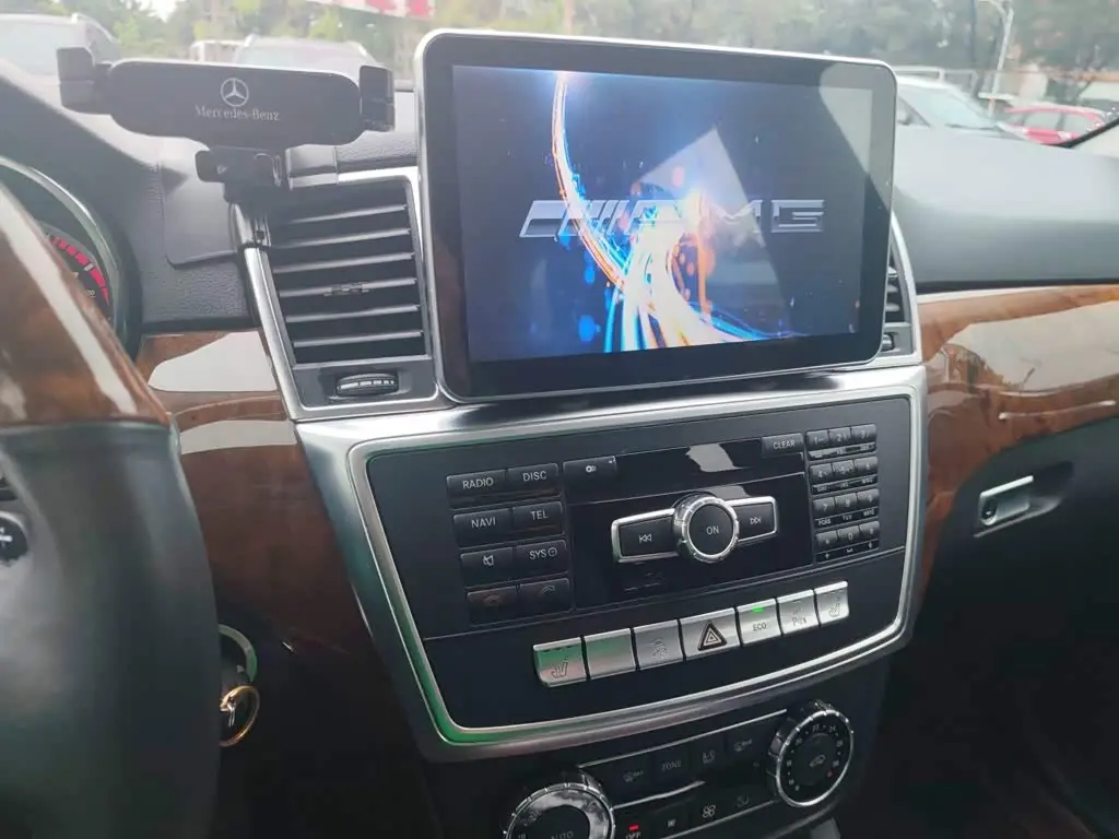 Mercedes-Benz M-Class 2014 — Photo 13/20