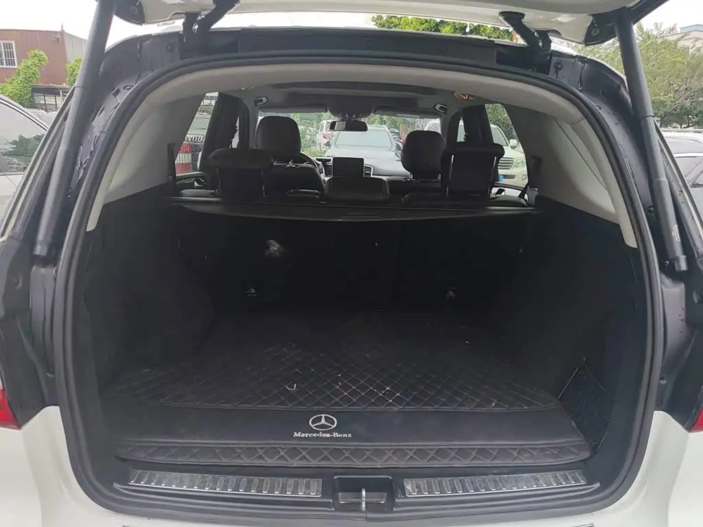 Mercedes-Benz M-Class 2014 — Photo 19/20