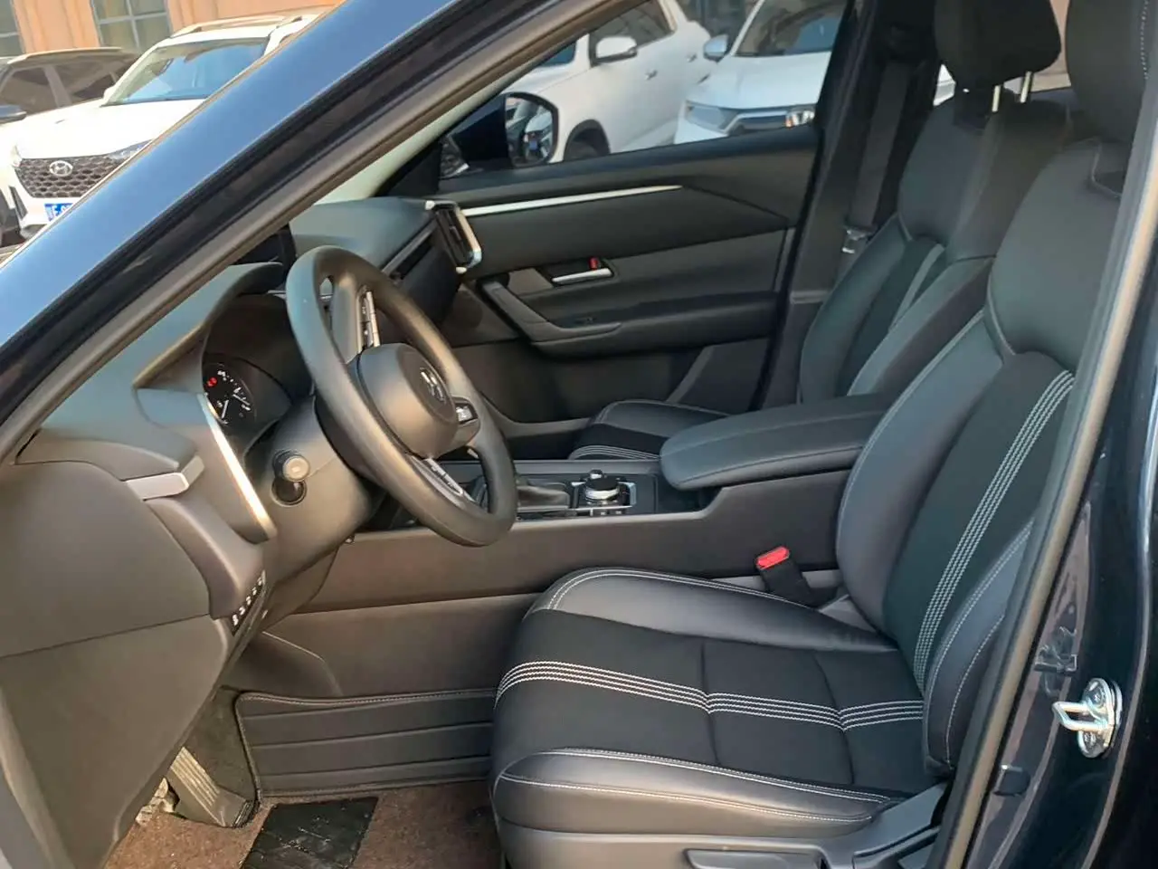 Mazda CX-50 Xingye 2023 — Şəkil 7/15