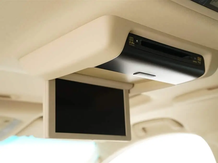 Toyota Alphard 2010 — ფოტო 14/20