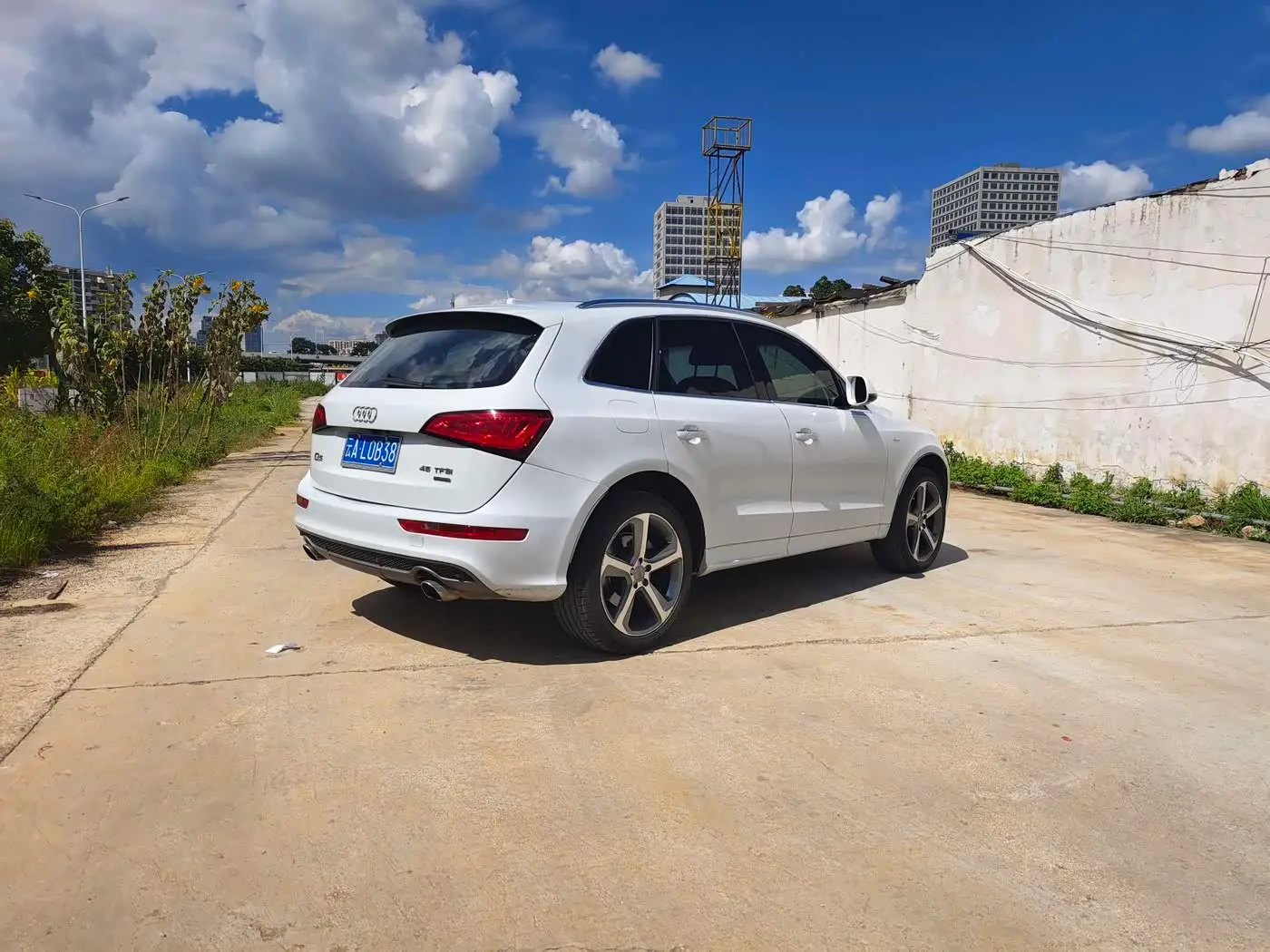 Audi Q5 2017 — Photo 5/13
