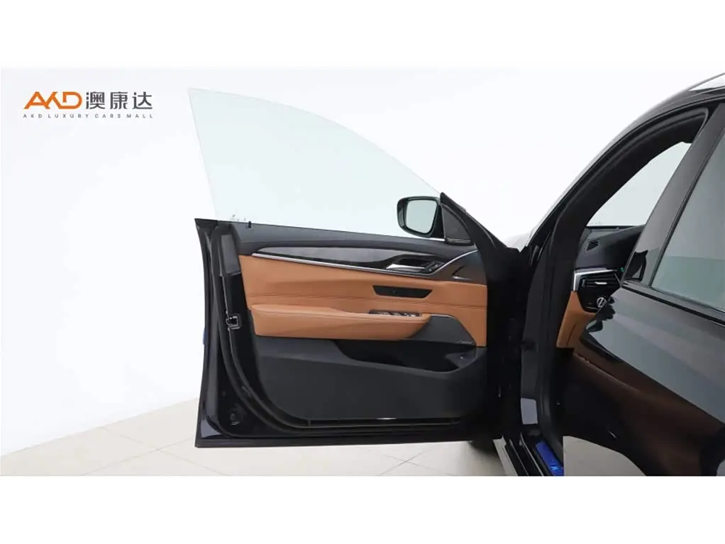 BMW 6 Series GT 2021 — Фото 10/10