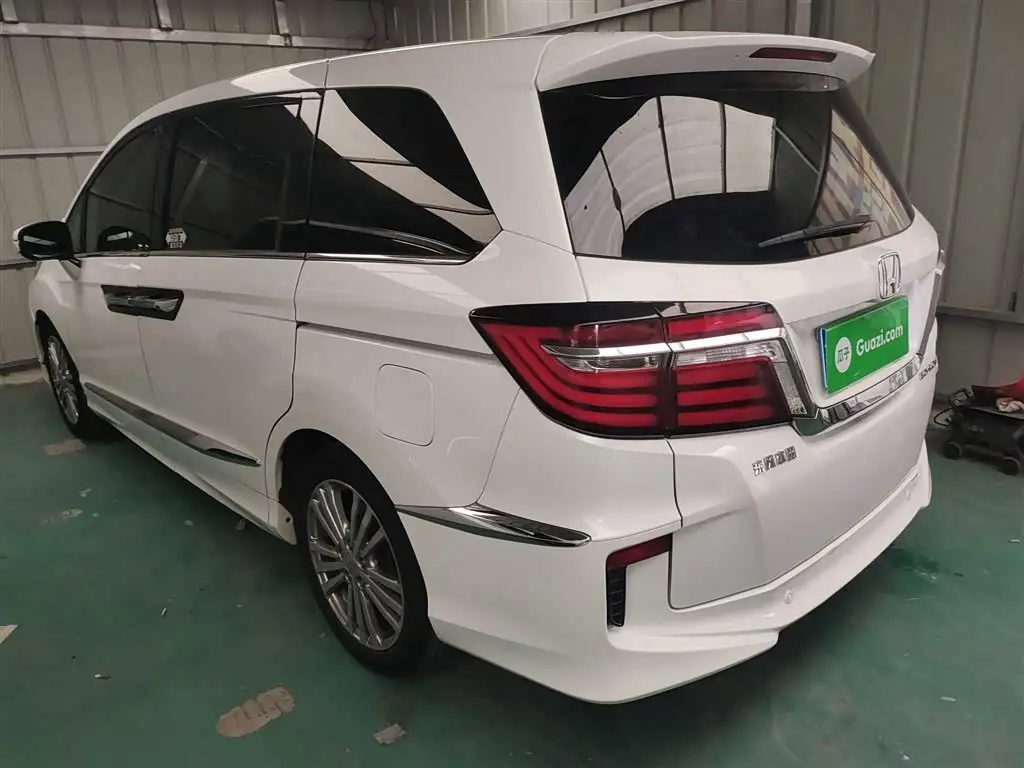 Honda Elysion 2017 — Şəkil 5/20