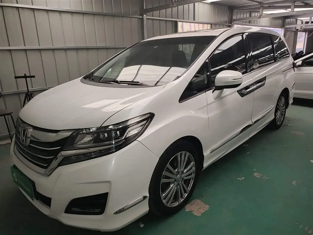 Honda Elysion 2017 — Şəkil 1/20