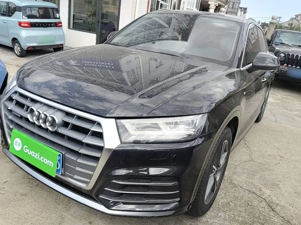 Audi Q5L 2021 — Фото 2/20