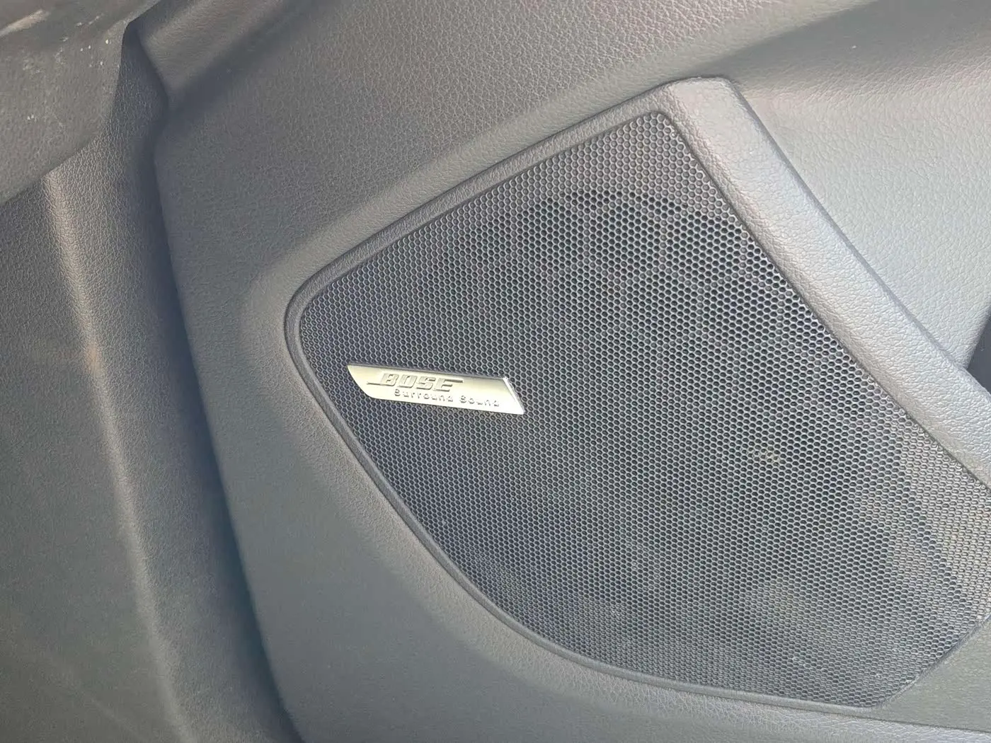 Audi Q7 2014 — Şəkil 10/17