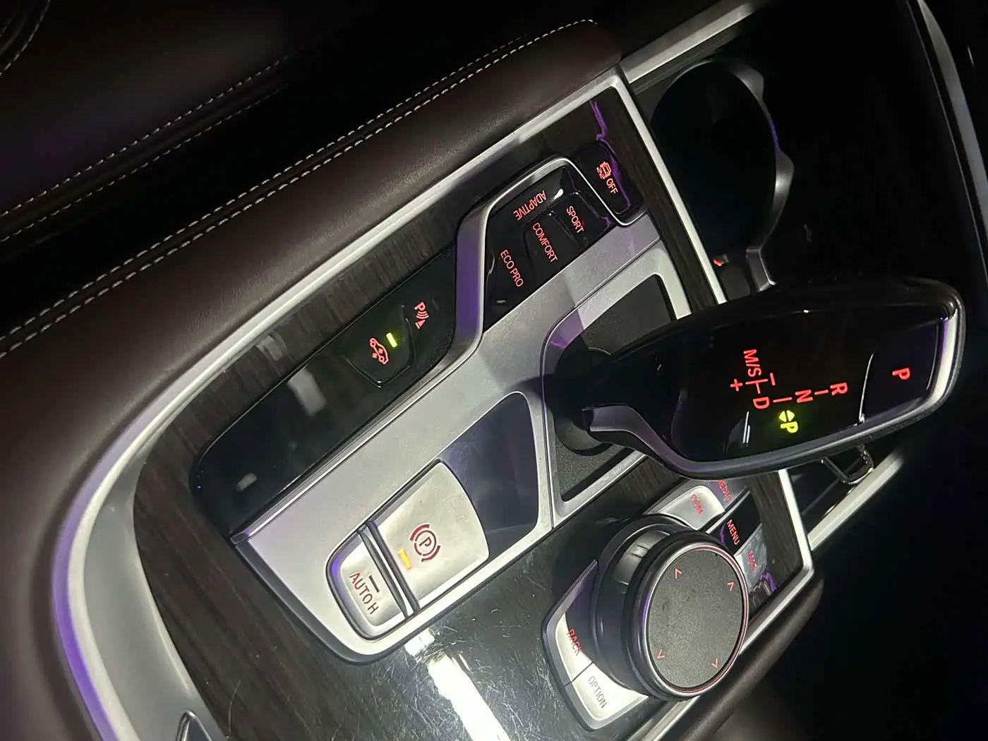 BMW 7 Series 2020 — ფოტო 6/13