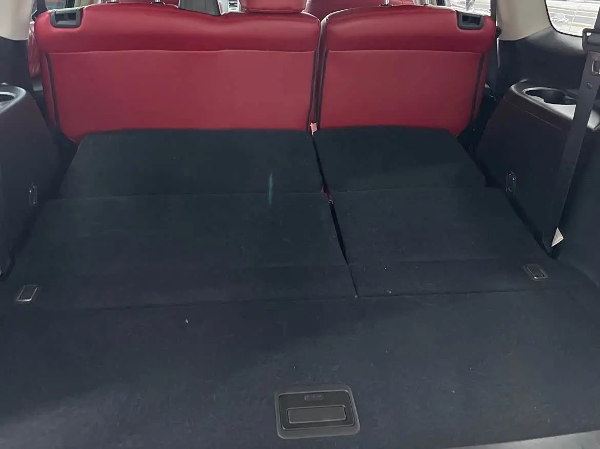 Nissan Patrol 2018 — Photo 19/20