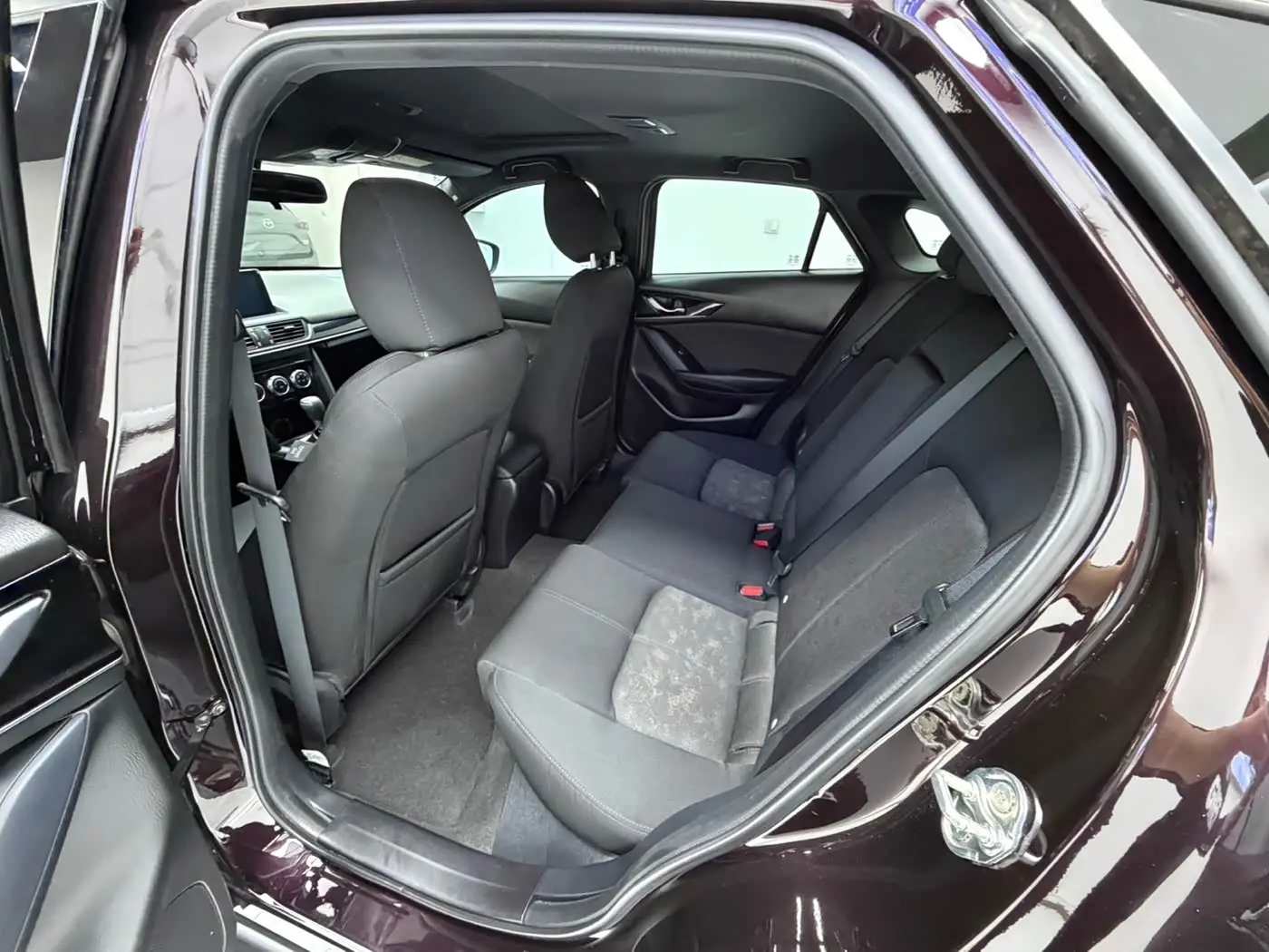 Mazda CX-4 2023 — Фото 16/17
