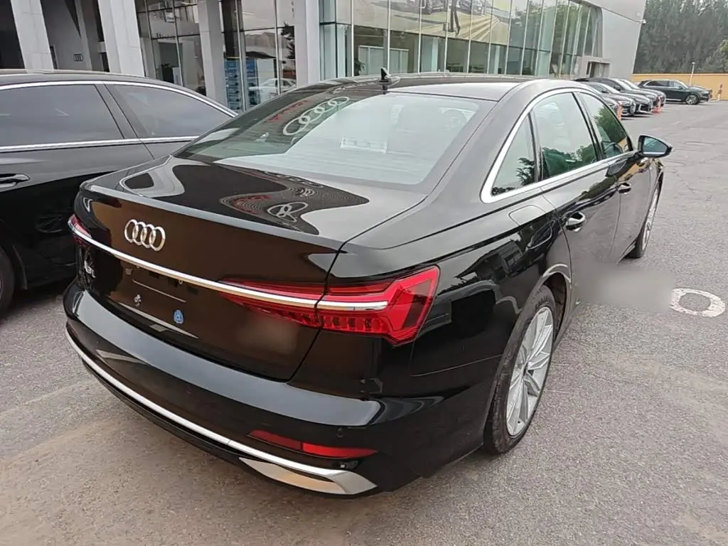 Audi A6L 2024 — Photo 7/20