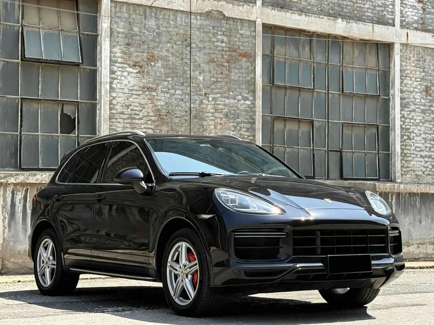 Porsche Cayenne 2014 — Photo 3/20