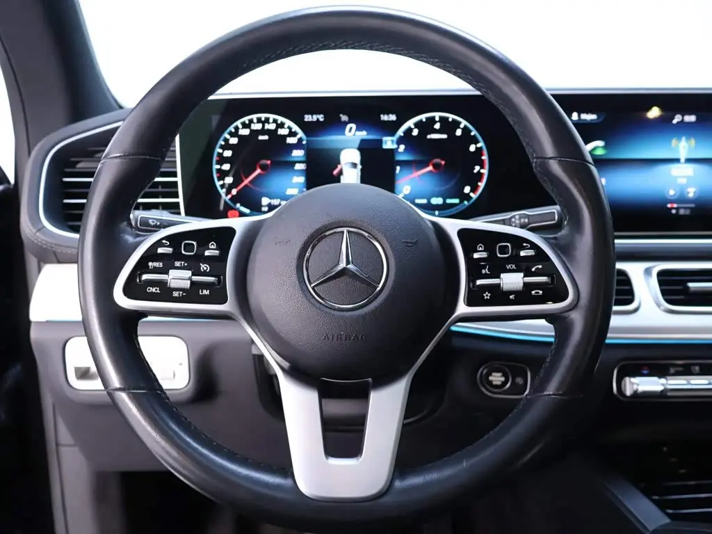 Mercedes-Benz GLE Coupe 2021 — Фото 16/20