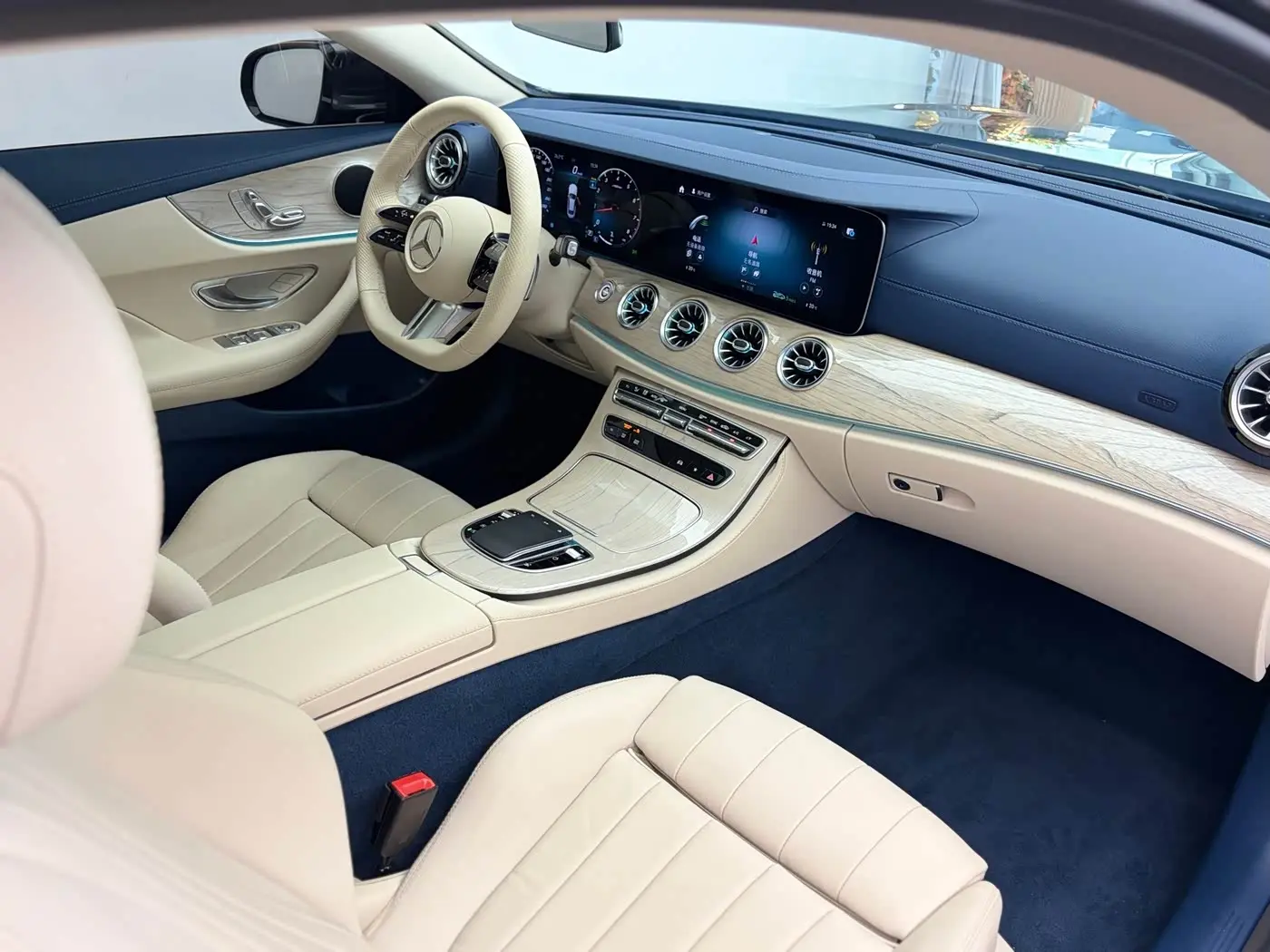 Mercedes-Benz E-Class 2023 — Şəkil 16/20