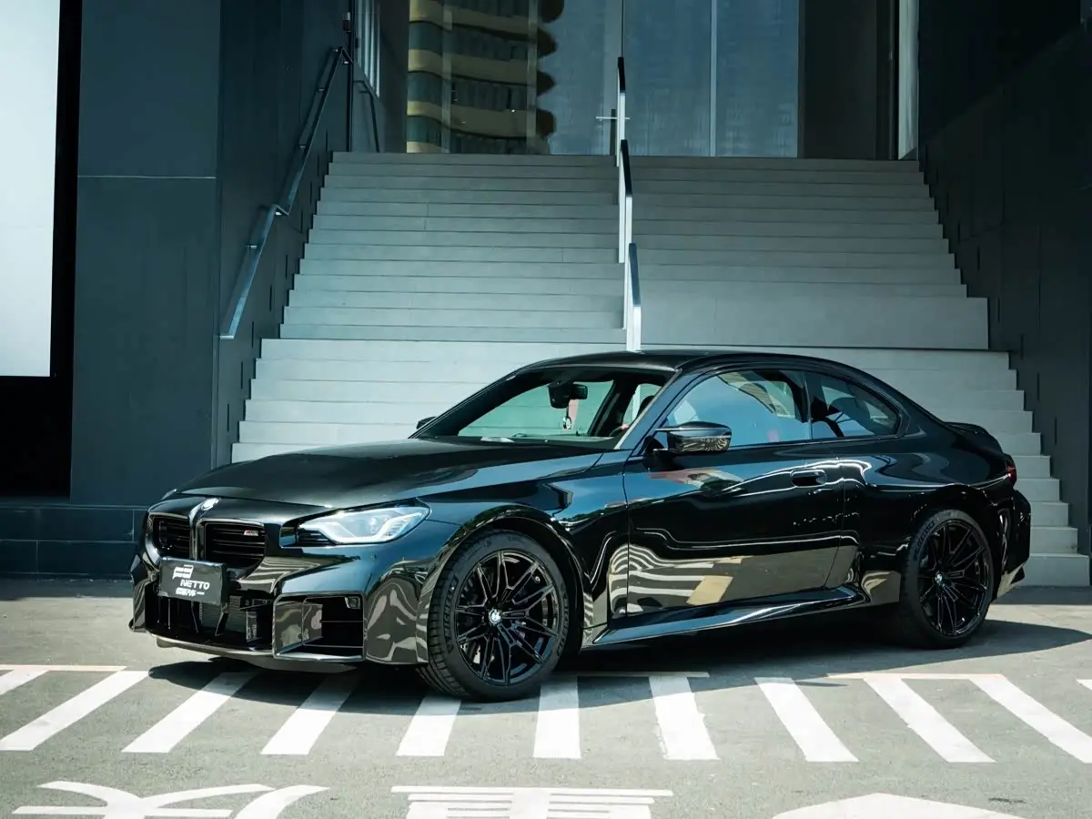BMW M2 2025 — Фото 1/12