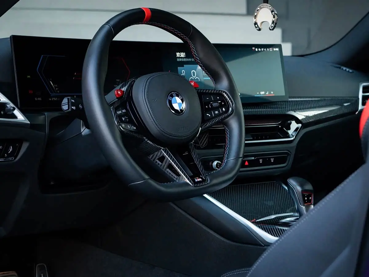 BMW M2 2025 — Фото 11/12