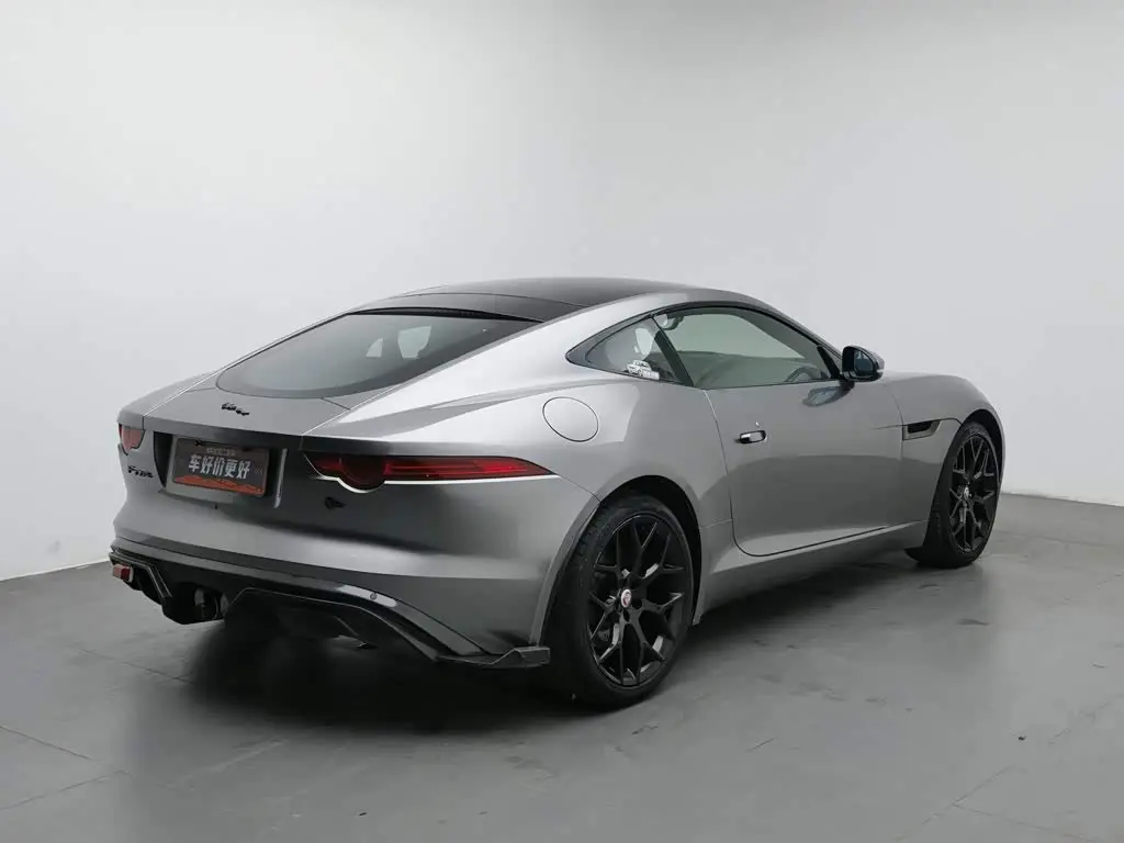 Jaguar F-TYPE 2015 — Фото 2/20