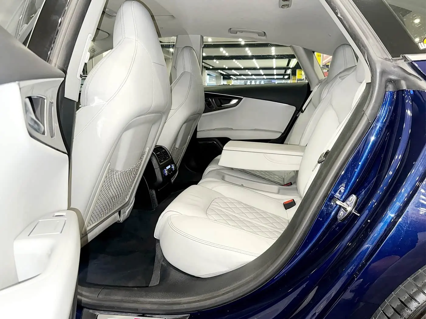 Audi S7 2014 — Şəkil 6/20