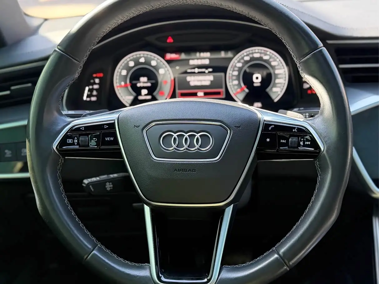 Audi A6L 2021 — Photo 9/14
