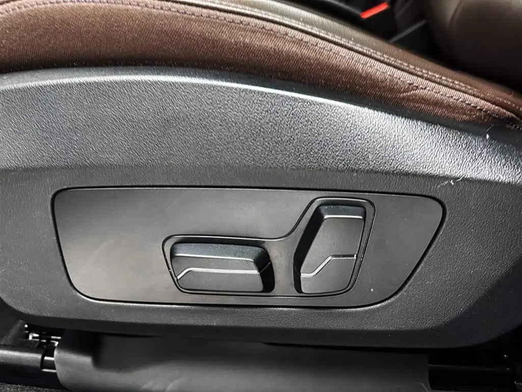 BMW X1 2023 — Şəkil 10/20