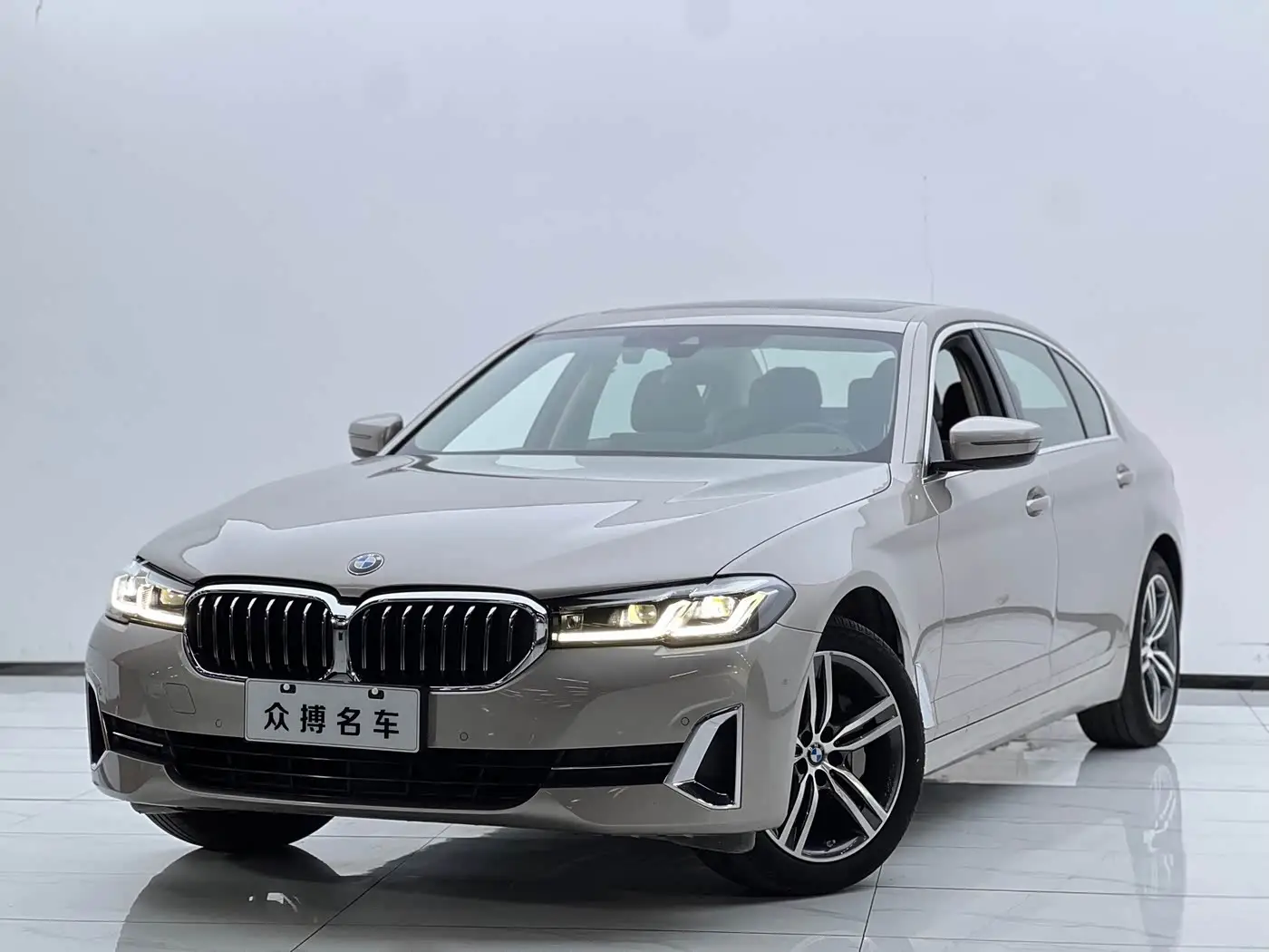 BMW 5 Series, 2023