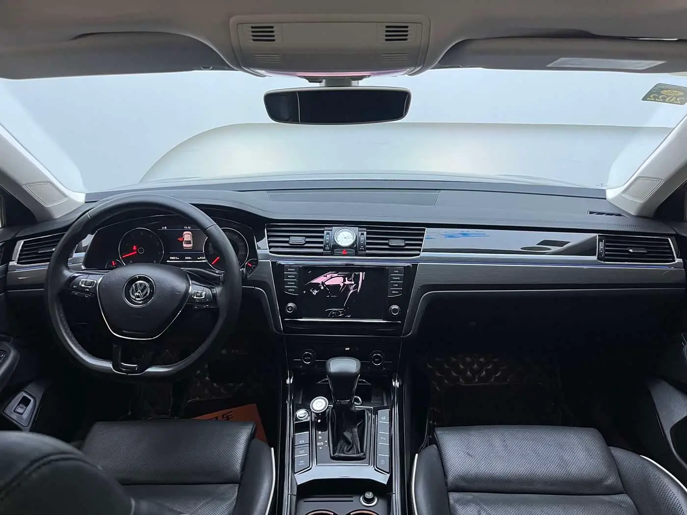Volkswagen Phideon 2018 — Фото 5/9