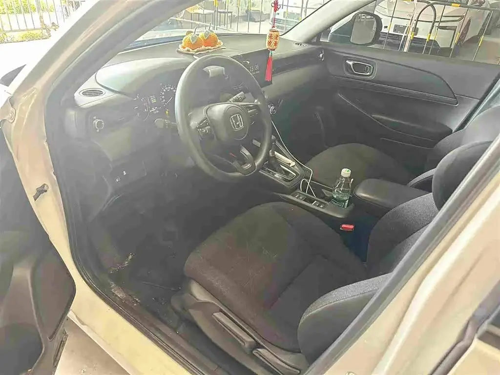 Honda Vezel 2024 — Şəkil 4/11
