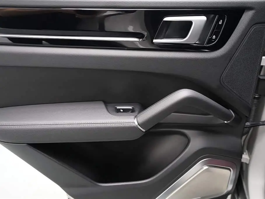 Porsche Cayenne 2020 — Şəkil 16/20